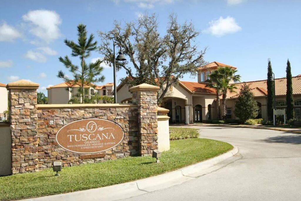 3 Bedroom In Tuscana , 15