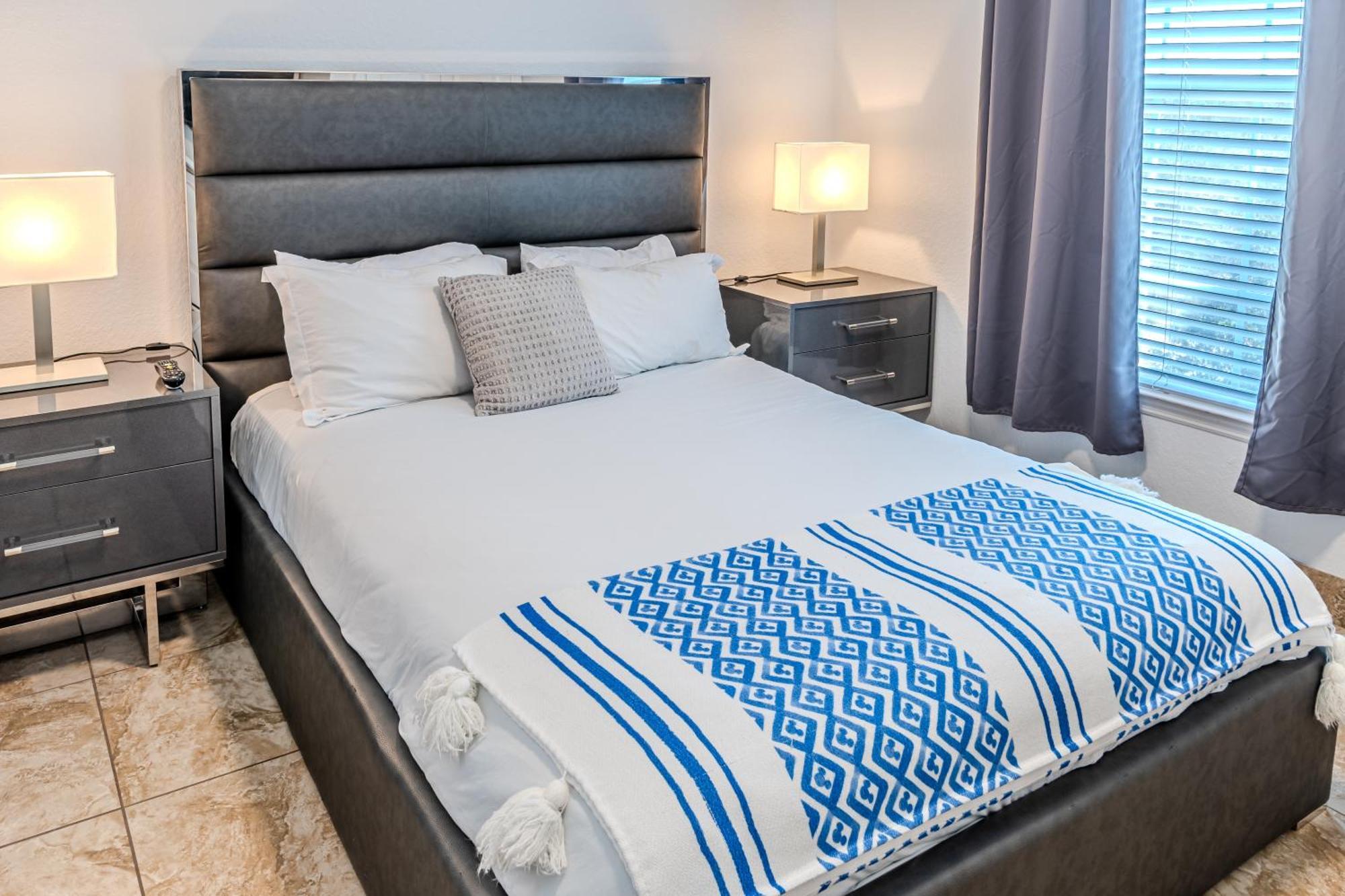3 Bedroom In Tuscana , 15