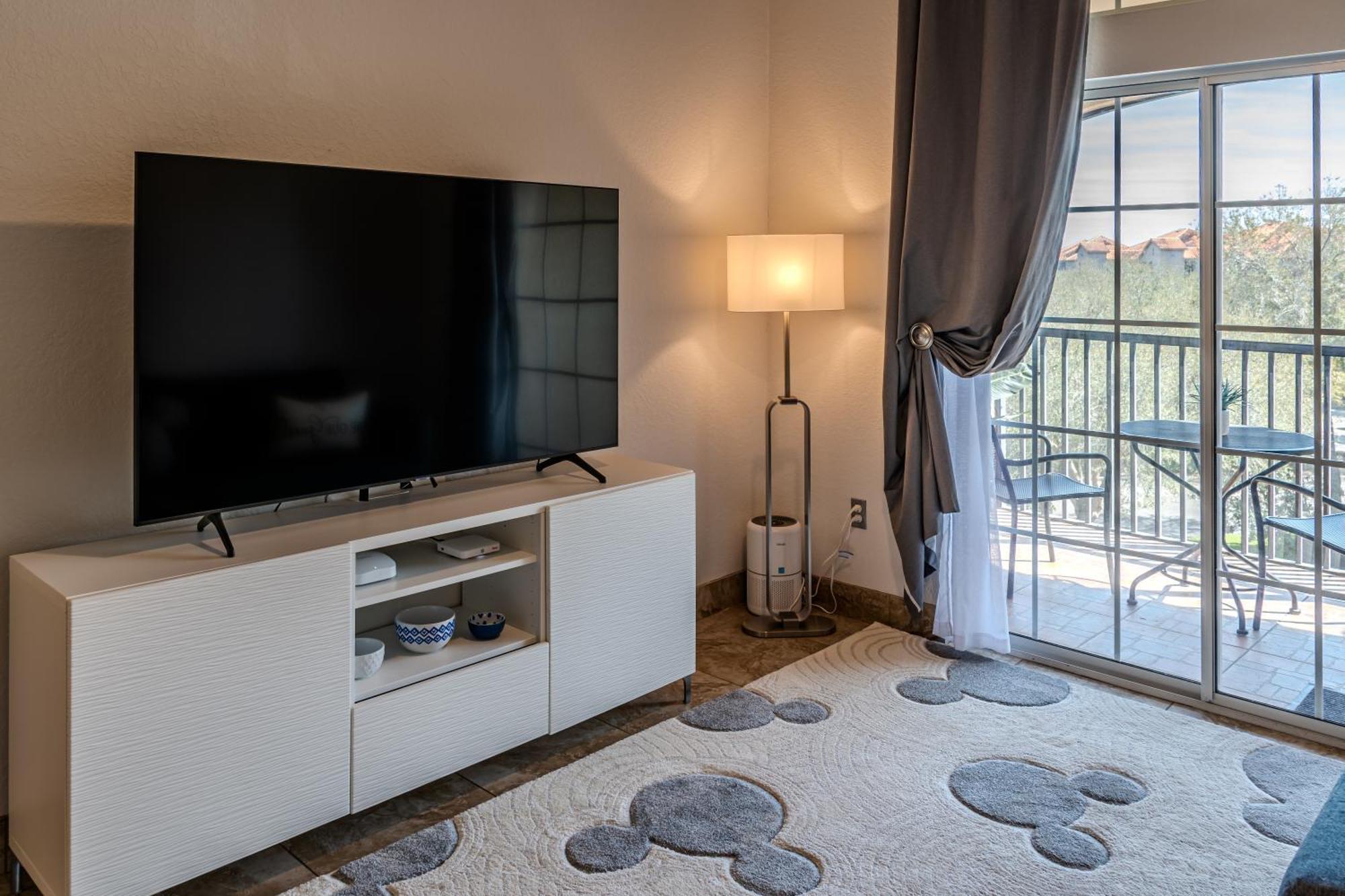3 Bedroom In Tuscana , 15