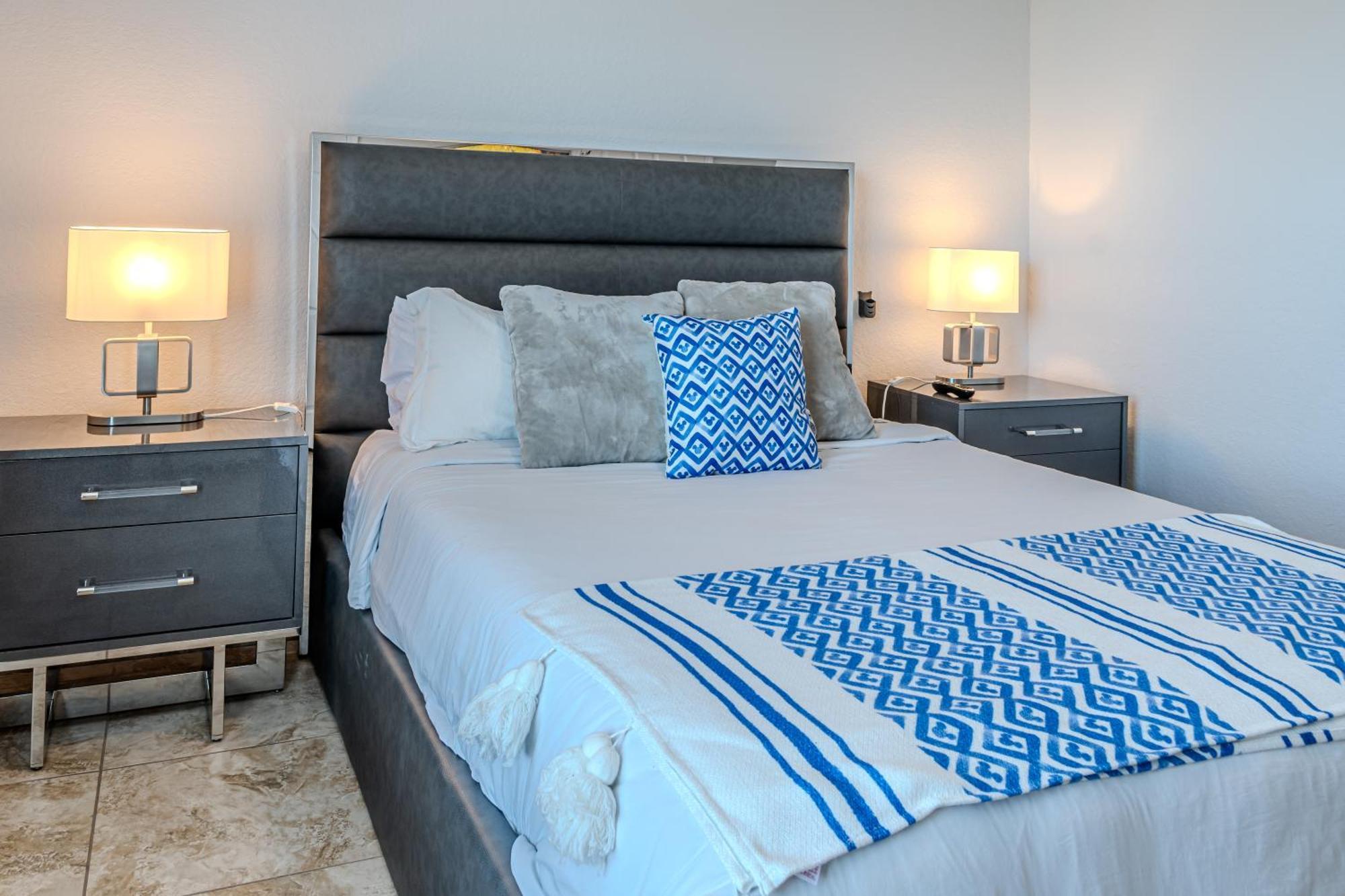 3 Bedroom In Tuscana , 15