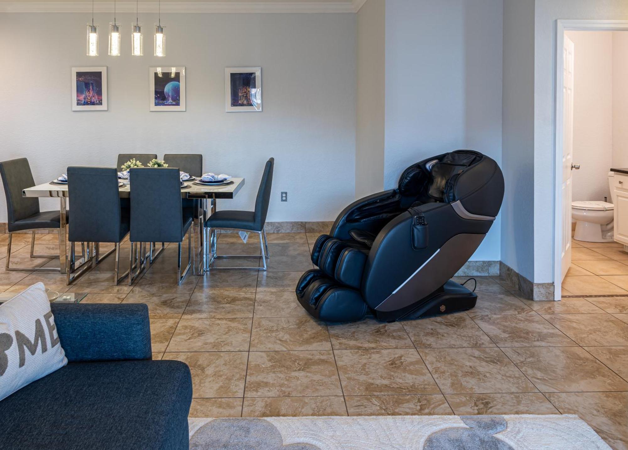3 Bedroom In Tuscana , 15