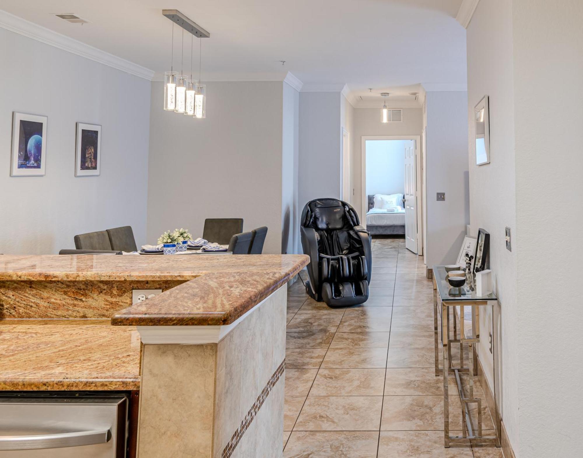 3 Bedroom In Tuscana , 15